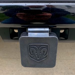 New Genuine Dodge RAM tow Hitch Receiver Plug with RAM's Head Logo